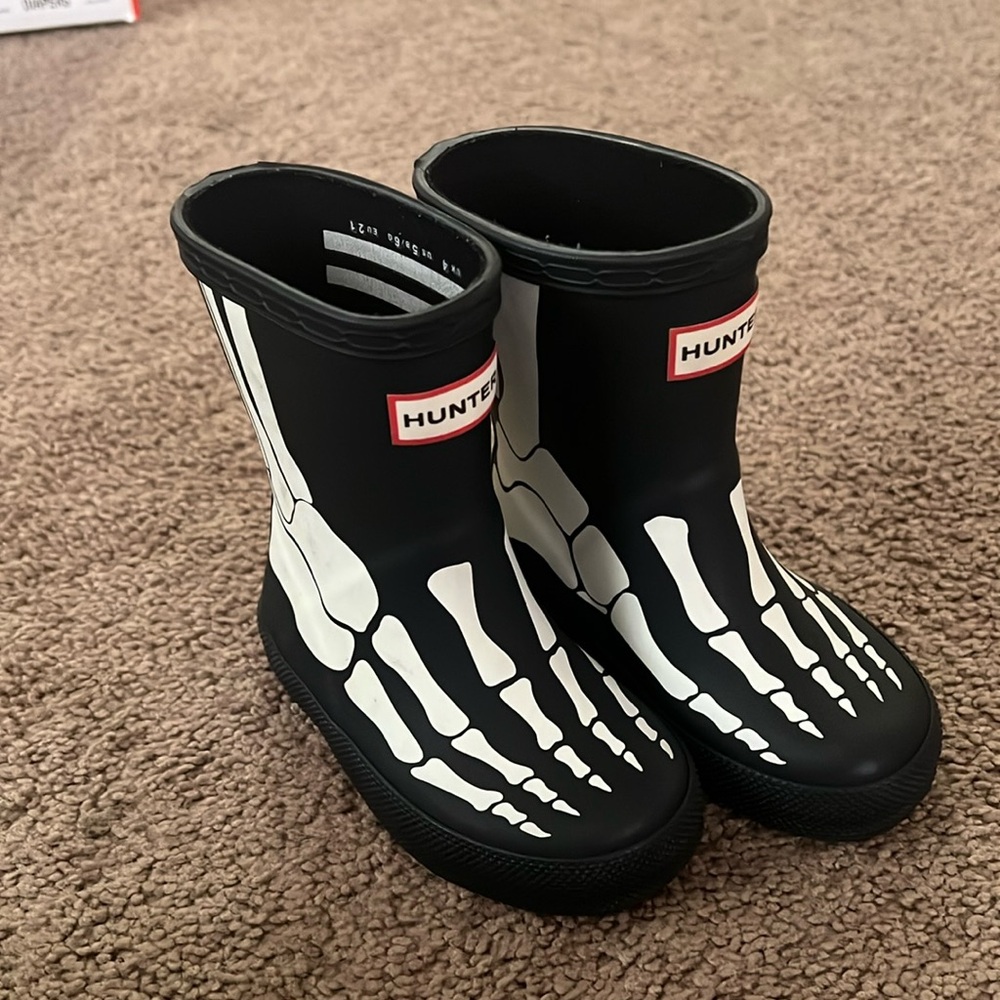 Hunters toddler skeleton rain boot